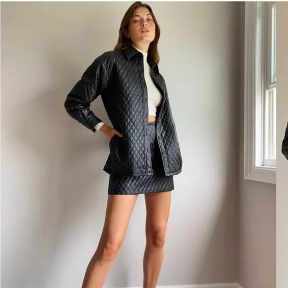Aritzia Sunday Best Flynn Quilted Faux Leather Mini Skirt Black Size 4 - Picture 4 of 10